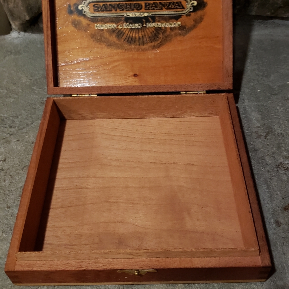 Vintage Cigar Stash Box Sancho Panza Spanish Honduras